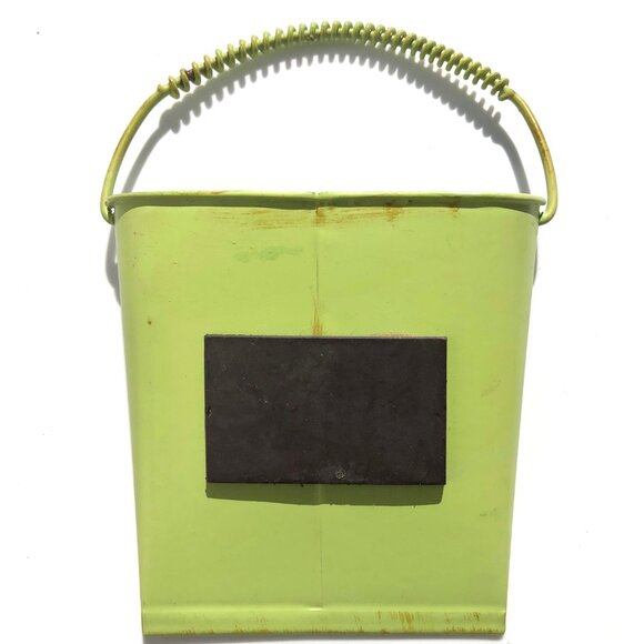 Russ Country Gatherings Personalized Magnet KATHLEEN’S KITCHEN Metal Pail Handle - Picture 2 of 4